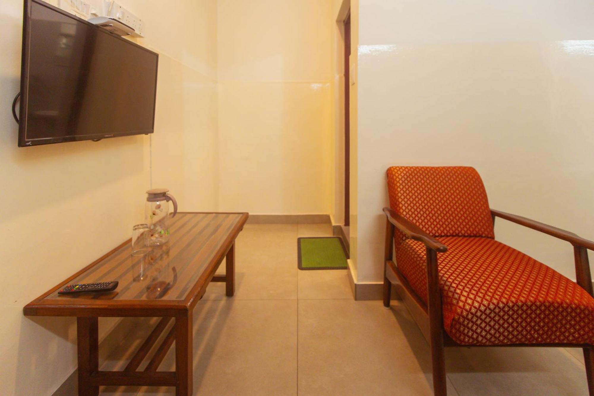 Sri Ramakrishna Hotel Bangalore Exterior photo